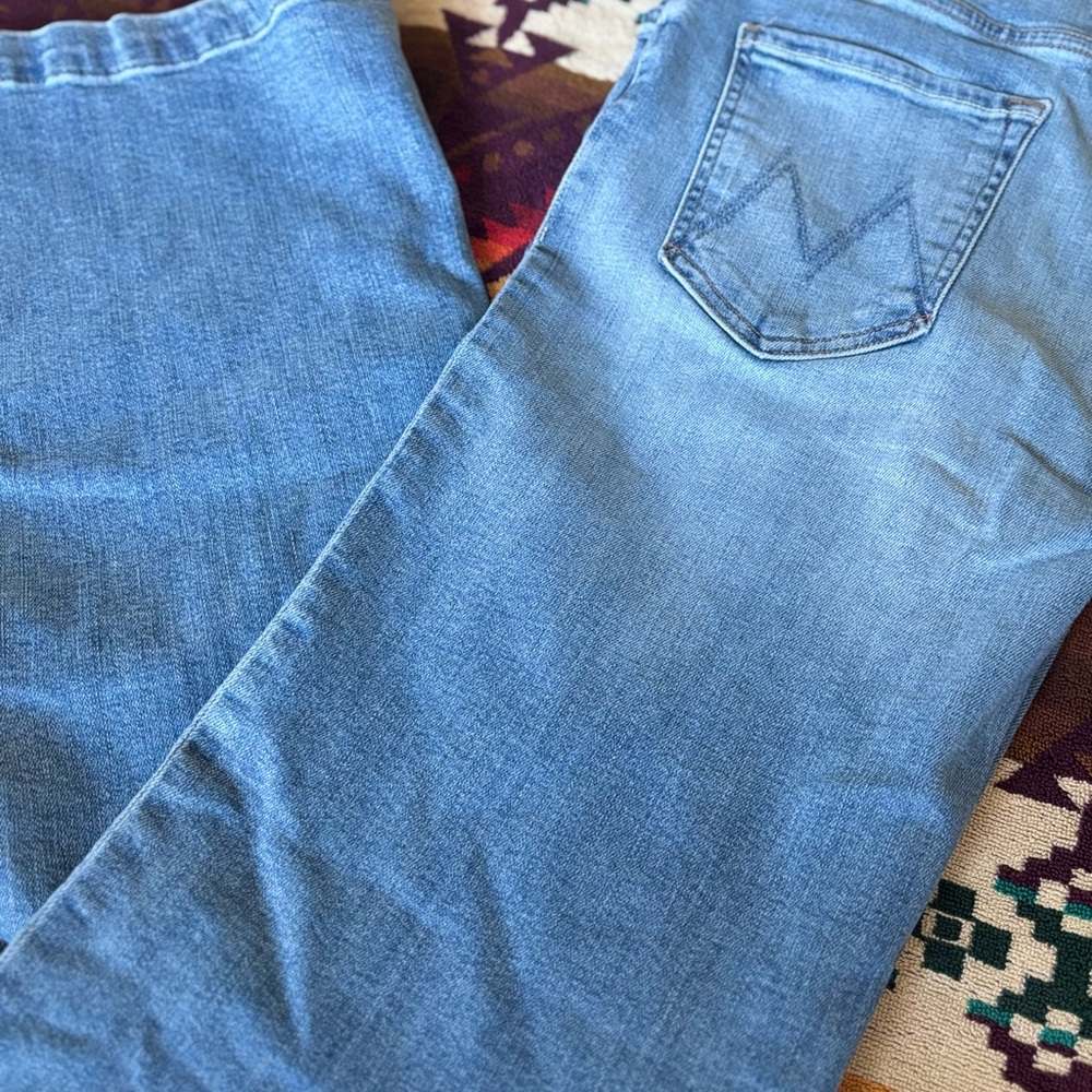 MOTHER Sky Blue Denim jeans, flare leg with split - Picture 2 of 12